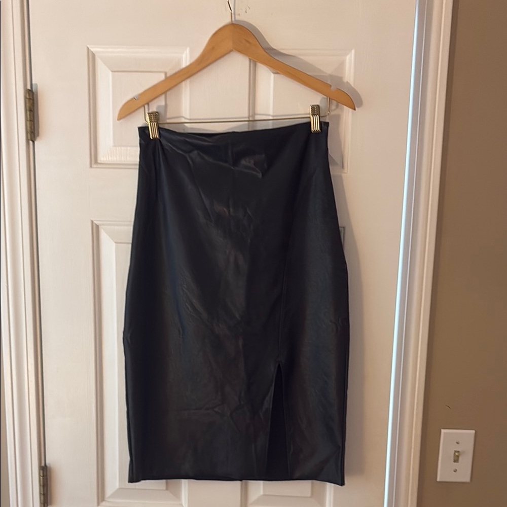 Commando Faux leather pencil skirt
